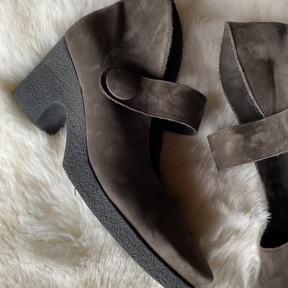 ARCHE WOMEN SUPER CUTE MARY-JANE STYLE BROWN SUEDE HERL SHOE SIZE 40 - Picture 4 of 9